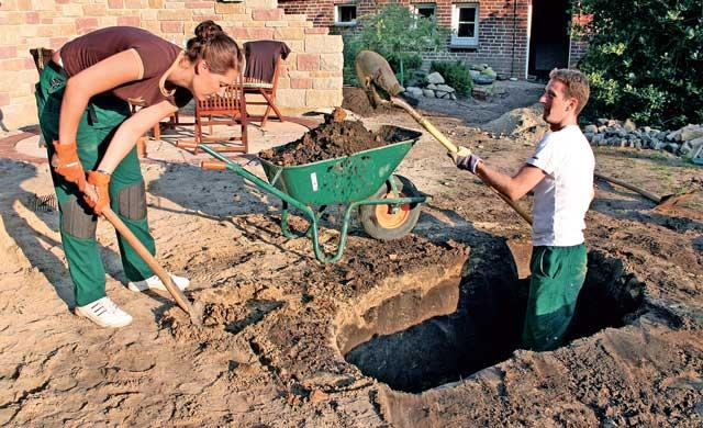 pond-based-plastic-container-09.bmp