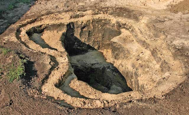 pond-based-plastic-container-13.bmp