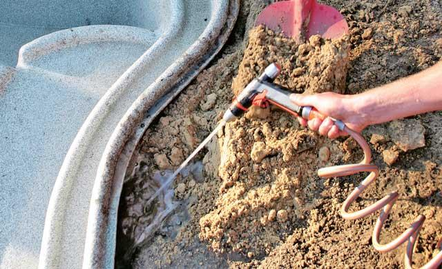 pond-based-plastic-container-18.bmp