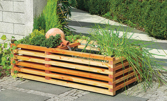 small-pond-flower-bed-01.jpg