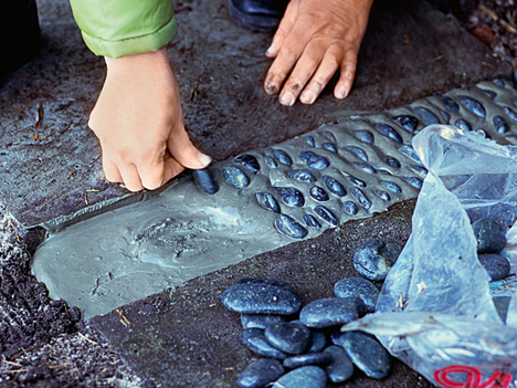 plates-of-pebbles-12.jpg