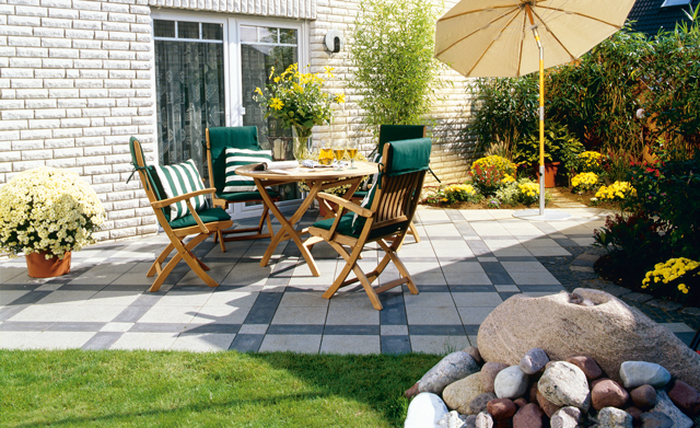 equipping-small-garden-01.jpg