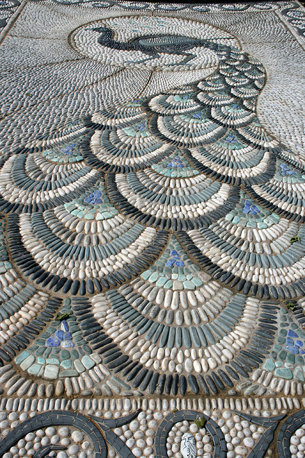 garden-pebble-path-04.jpg